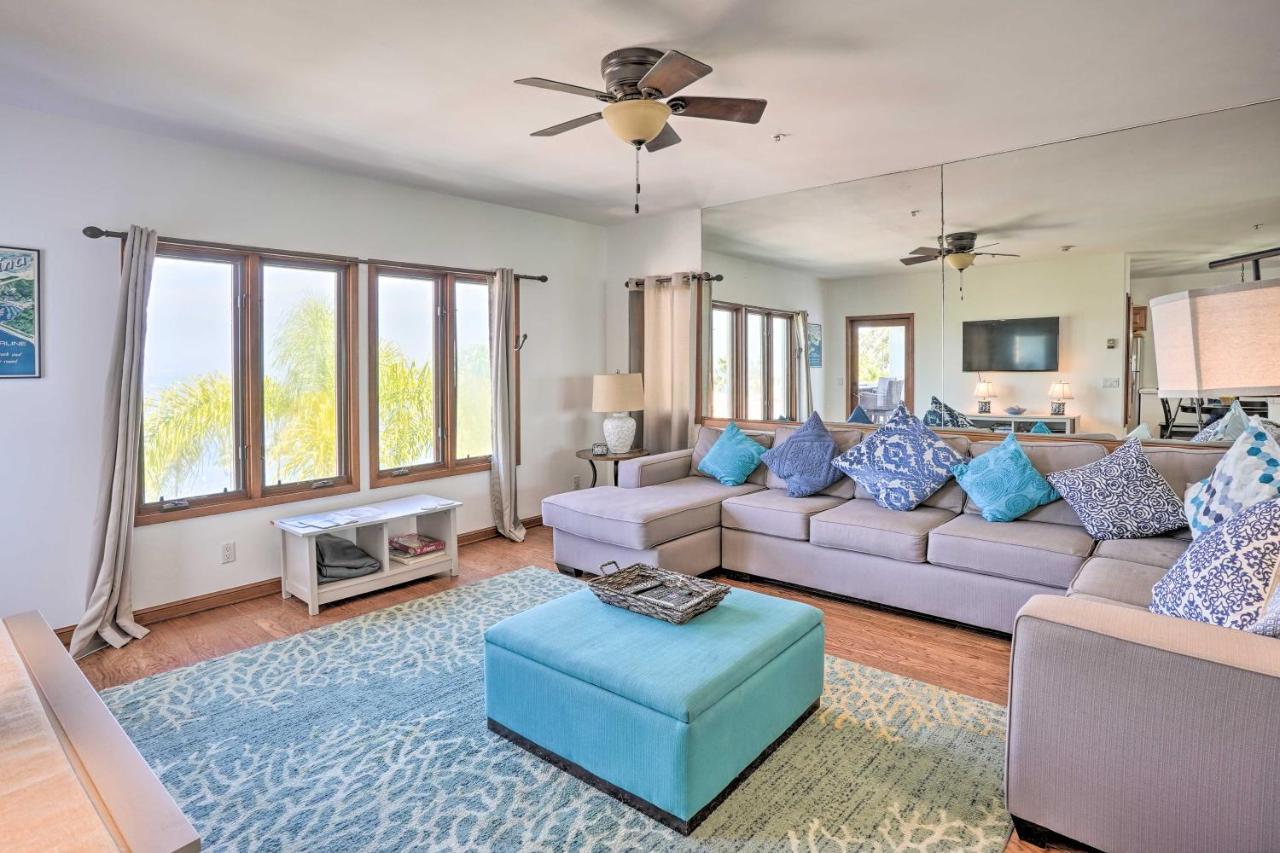 Quiet Avalon Getaway Villa With Ocean View And Balcony 외부 사진
