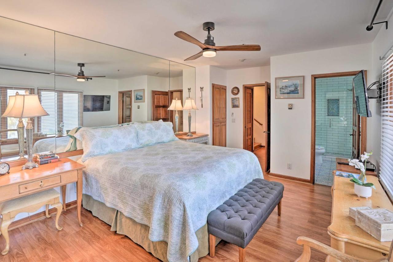 Quiet Avalon Getaway Villa With Ocean View And Balcony 외부 사진