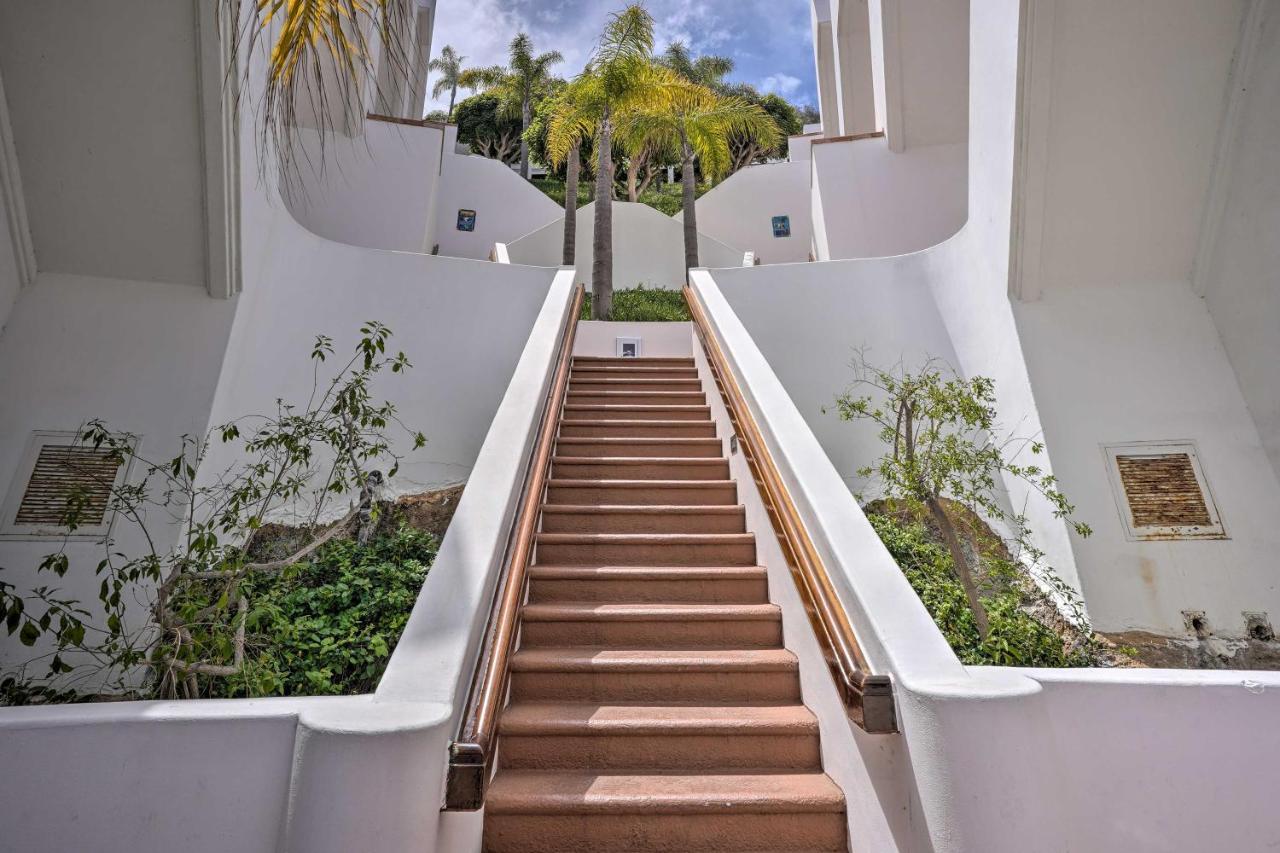 Quiet Avalon Getaway Villa With Ocean View And Balcony 외부 사진